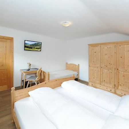 Chalet Gloria - Doppel- Und Mehrbettzimmer Bruck an der Grossglocknerstrasse Luaran gambar