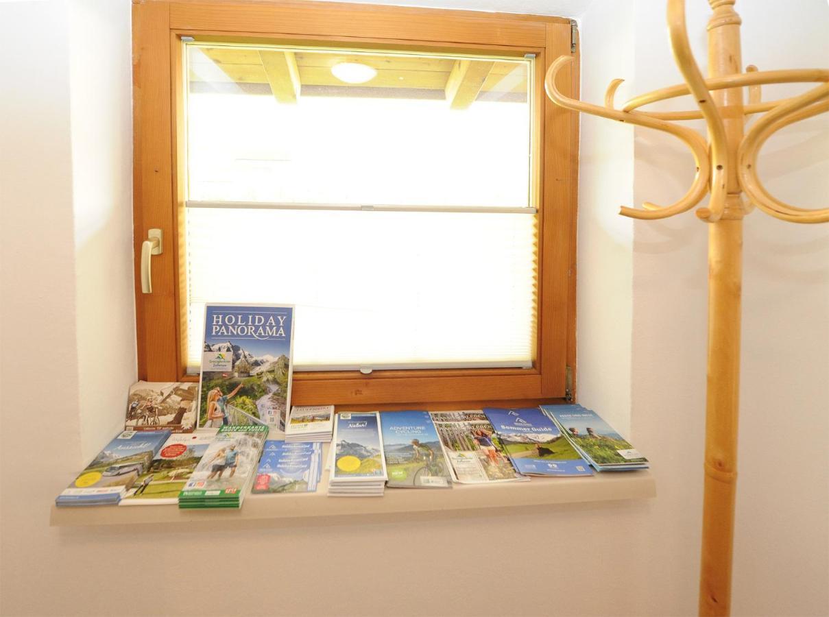 Chalet Gloria - Doppel- Und Mehrbettzimmer Bruck an der Grossglocknerstrasse Luaran gambar