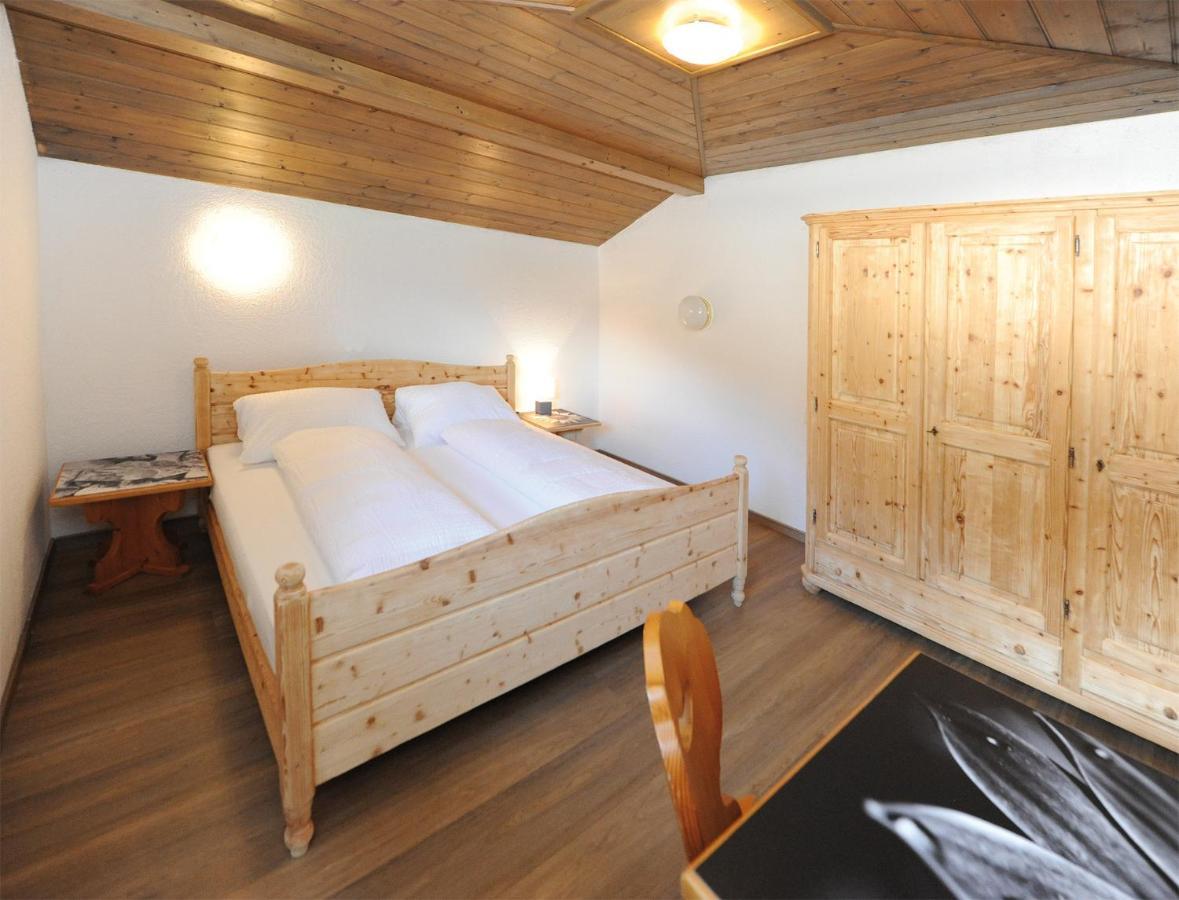 Chalet Gloria - Doppel- Und Mehrbettzimmer Bruck an der Grossglocknerstrasse Luaran gambar